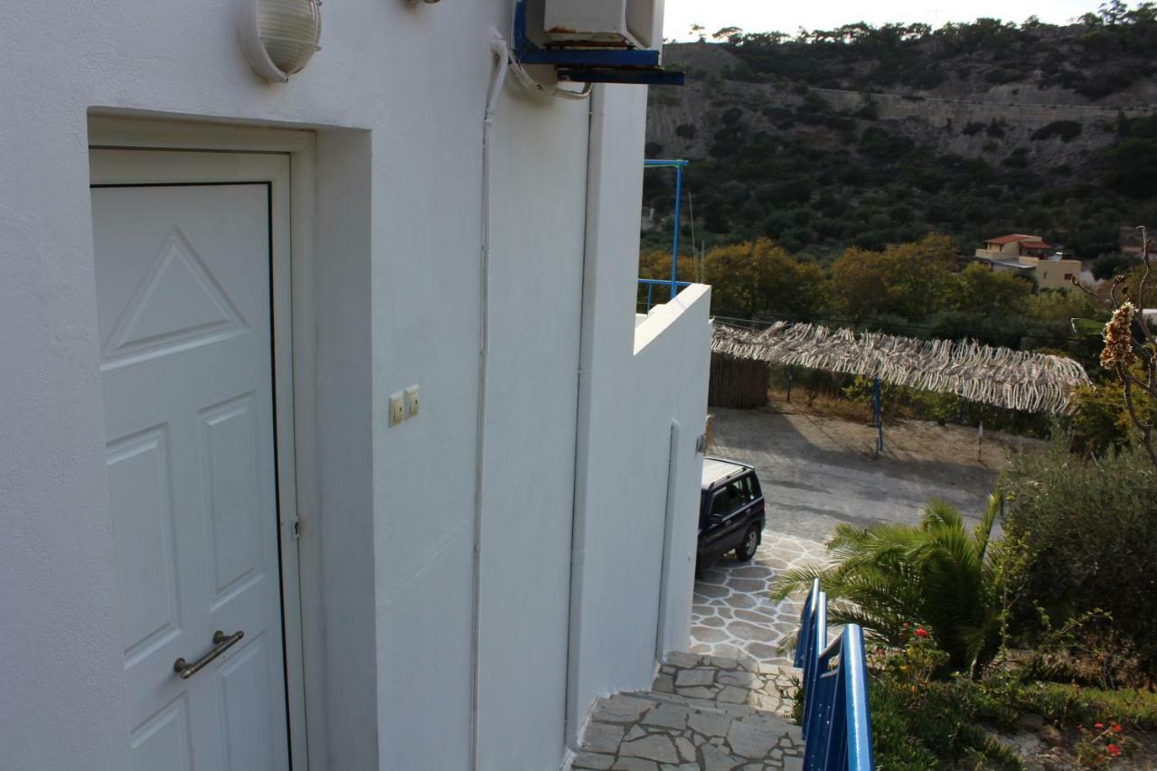 Aaron Studios Apartments Agia Fotia  المظهر الخارجي الصورة