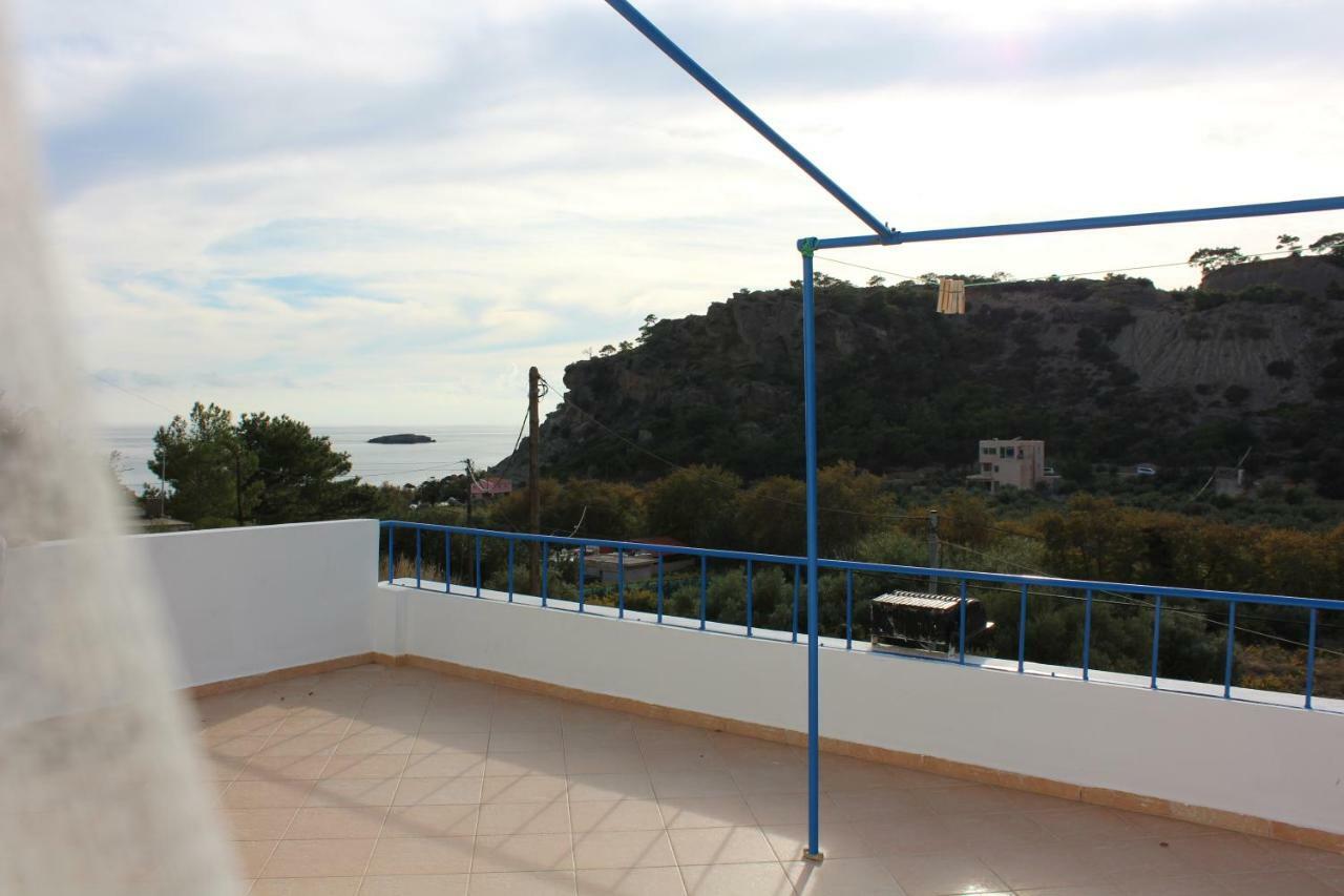 Aaron Studios Apartments Agia Fotia  المظهر الخارجي الصورة
