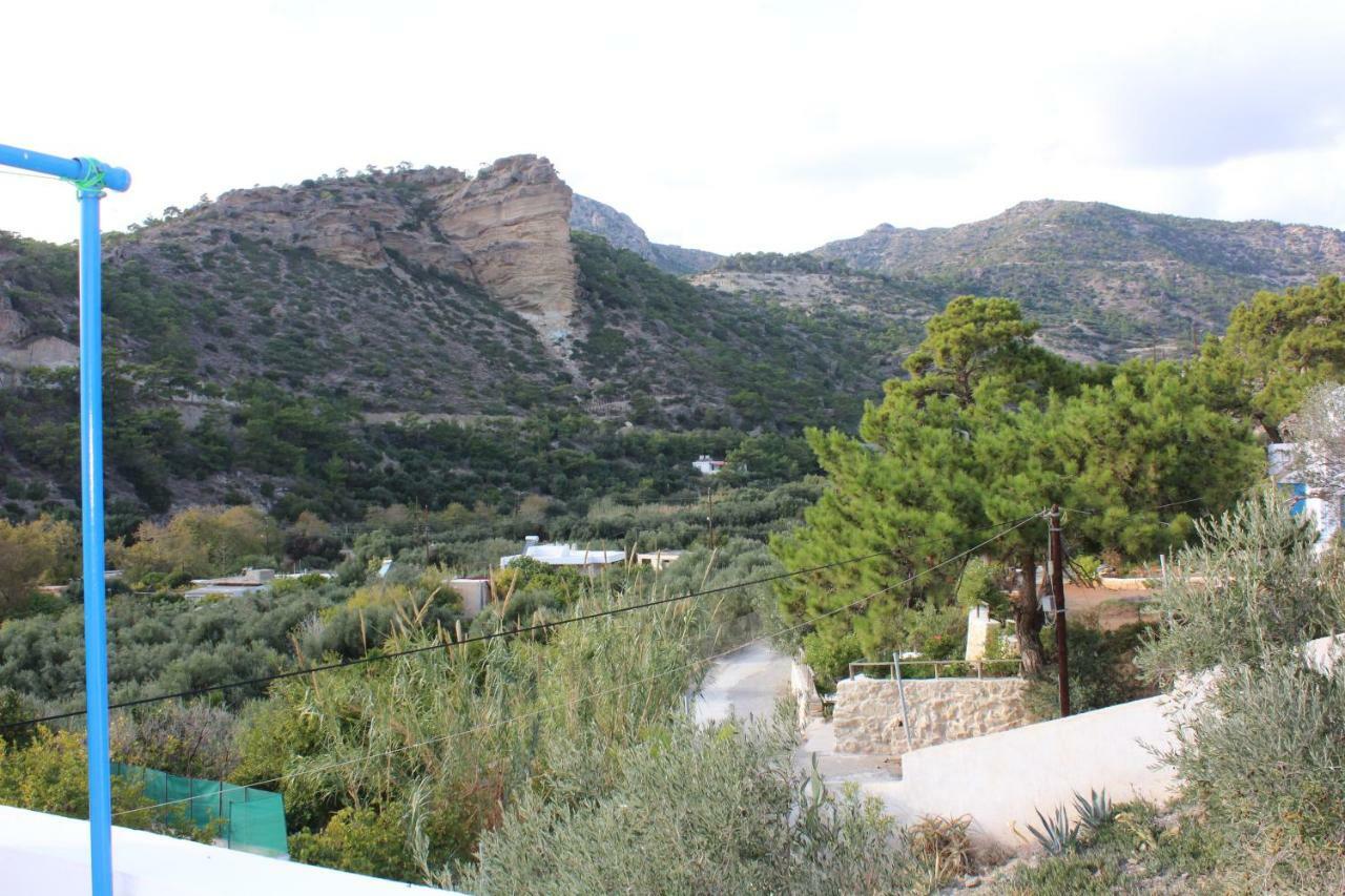 Aaron Studios Apartments Agia Fotia  المظهر الخارجي الصورة