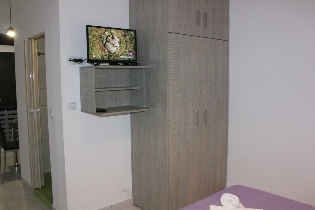 Aaron Studios Apartments Agia Fotia  المظهر الخارجي الصورة
