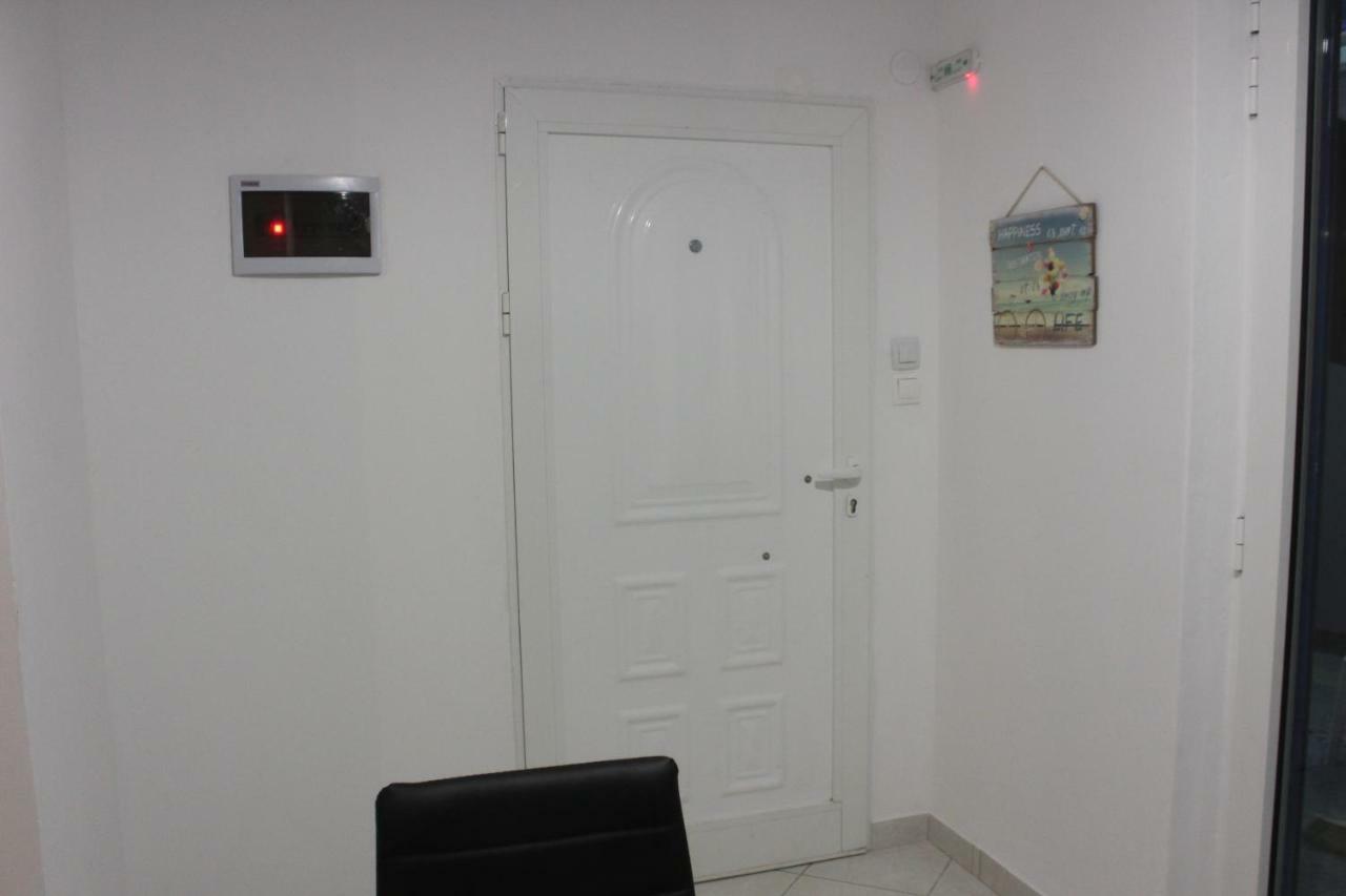 Aaron Studios Apartments Agia Fotia  المظهر الخارجي الصورة