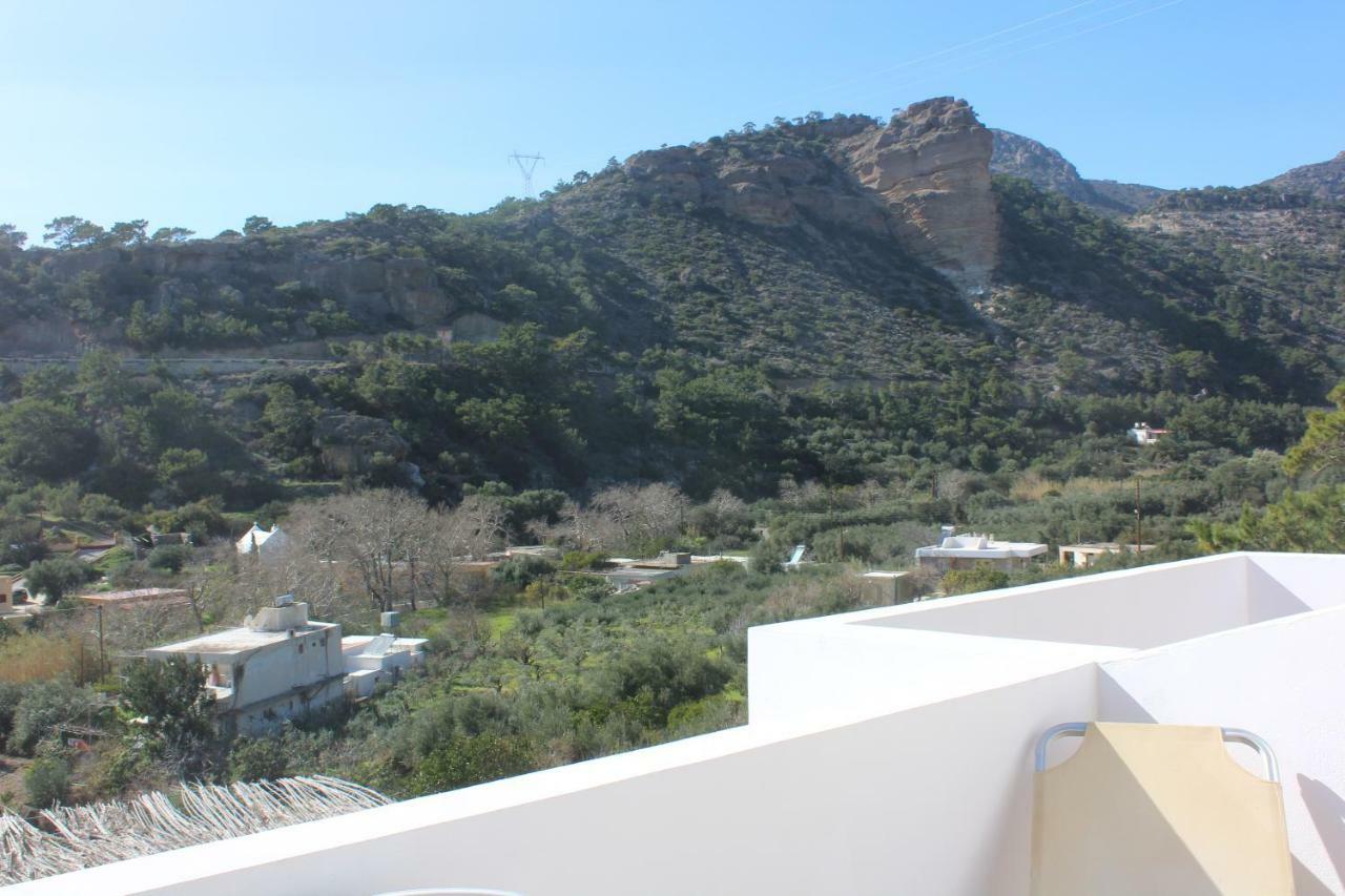 Aaron Studios Apartments Agia Fotia  المظهر الخارجي الصورة