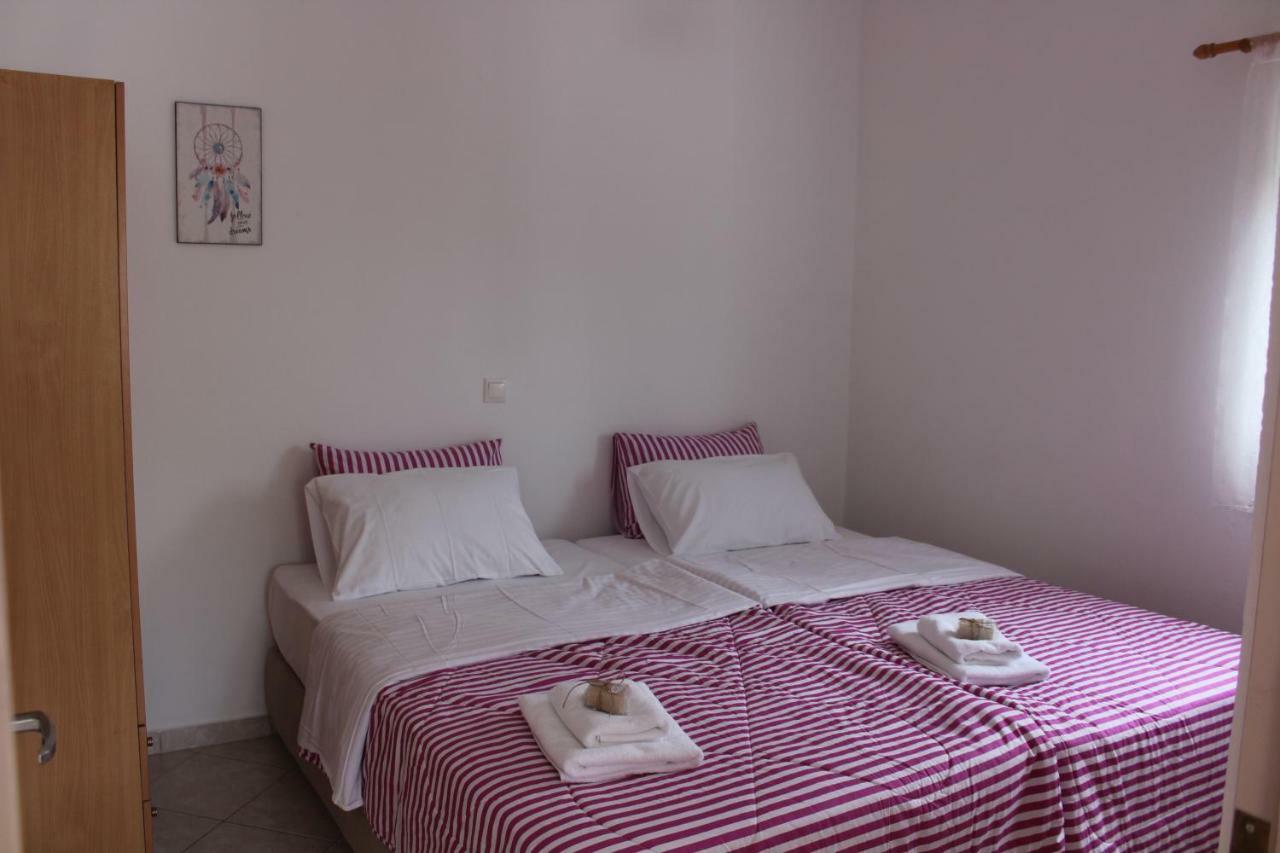 Aaron Studios Apartments Agia Fotia  المظهر الخارجي الصورة