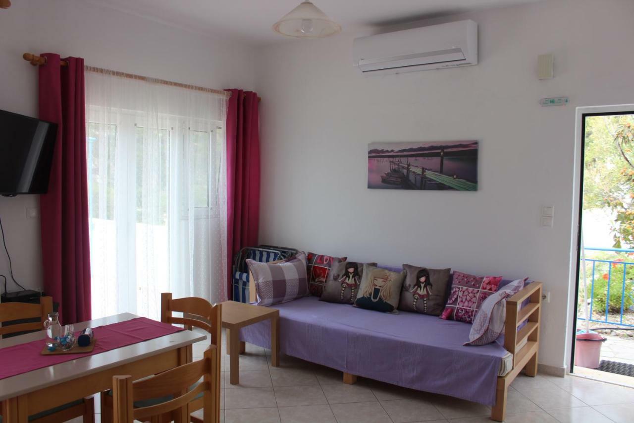 Aaron Studios Apartments Agia Fotia  المظهر الخارجي الصورة
