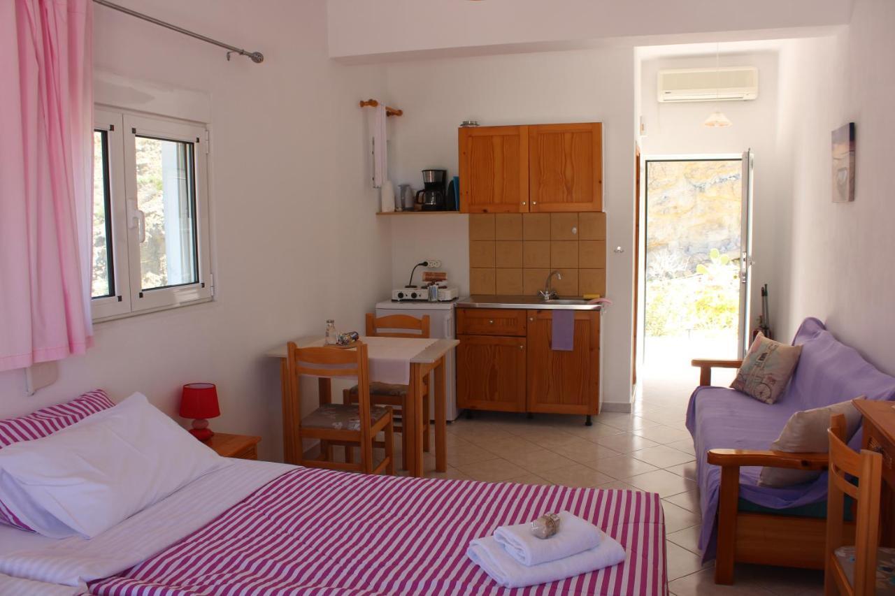 Aaron Studios Apartments Agia Fotia  المظهر الخارجي الصورة