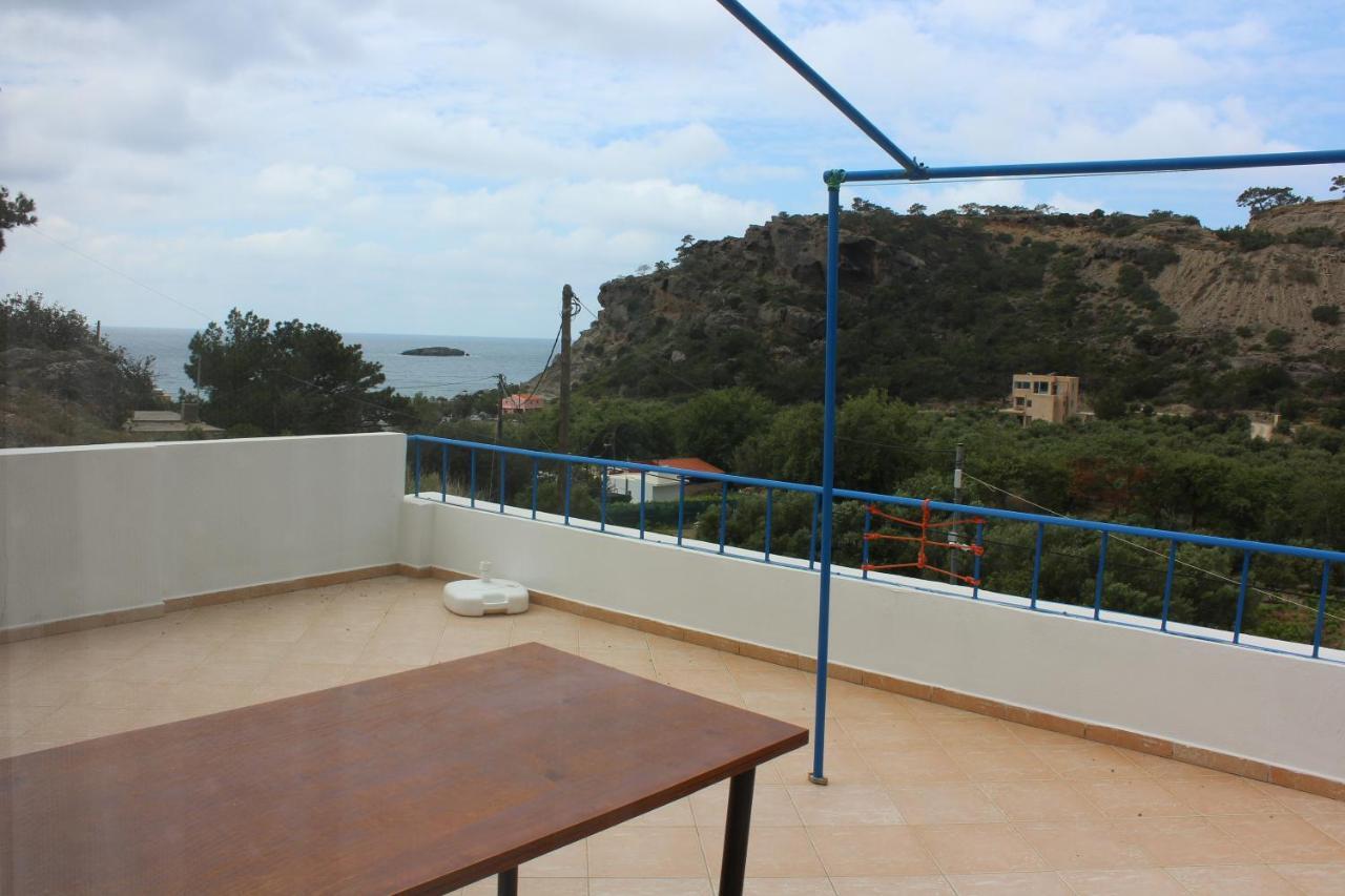 Aaron Studios Apartments Agia Fotia  المظهر الخارجي الصورة