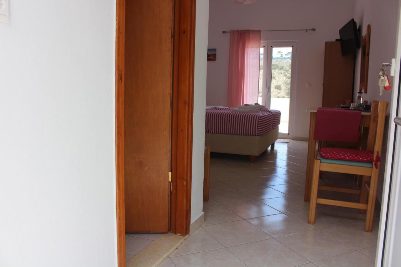 Aaron Studios Apartments Agia Fotia  المظهر الخارجي الصورة