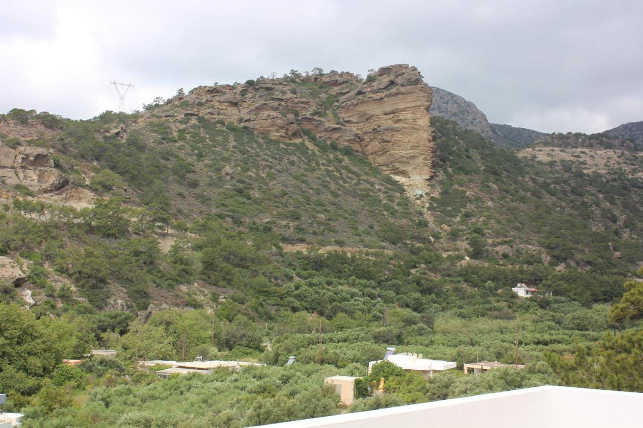 Aaron Studios Apartments Agia Fotia  المظهر الخارجي الصورة